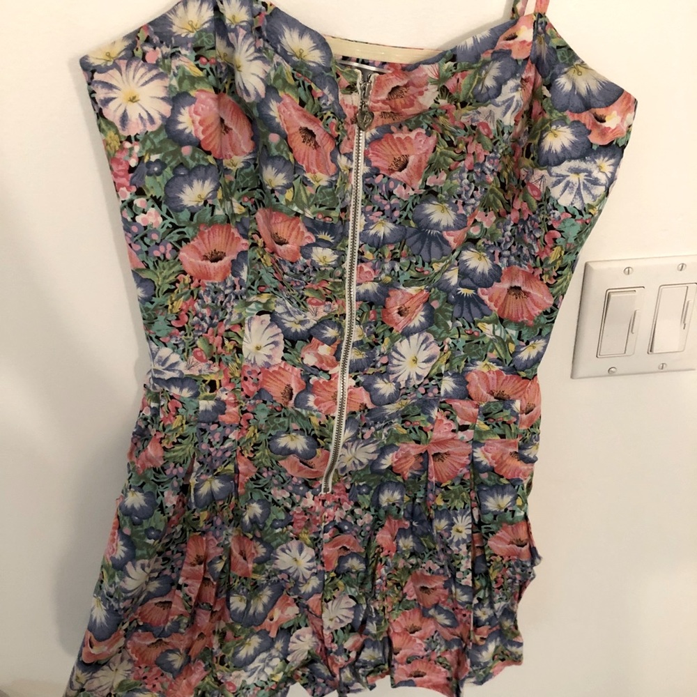Lipsy London floral romper (playsuit)
